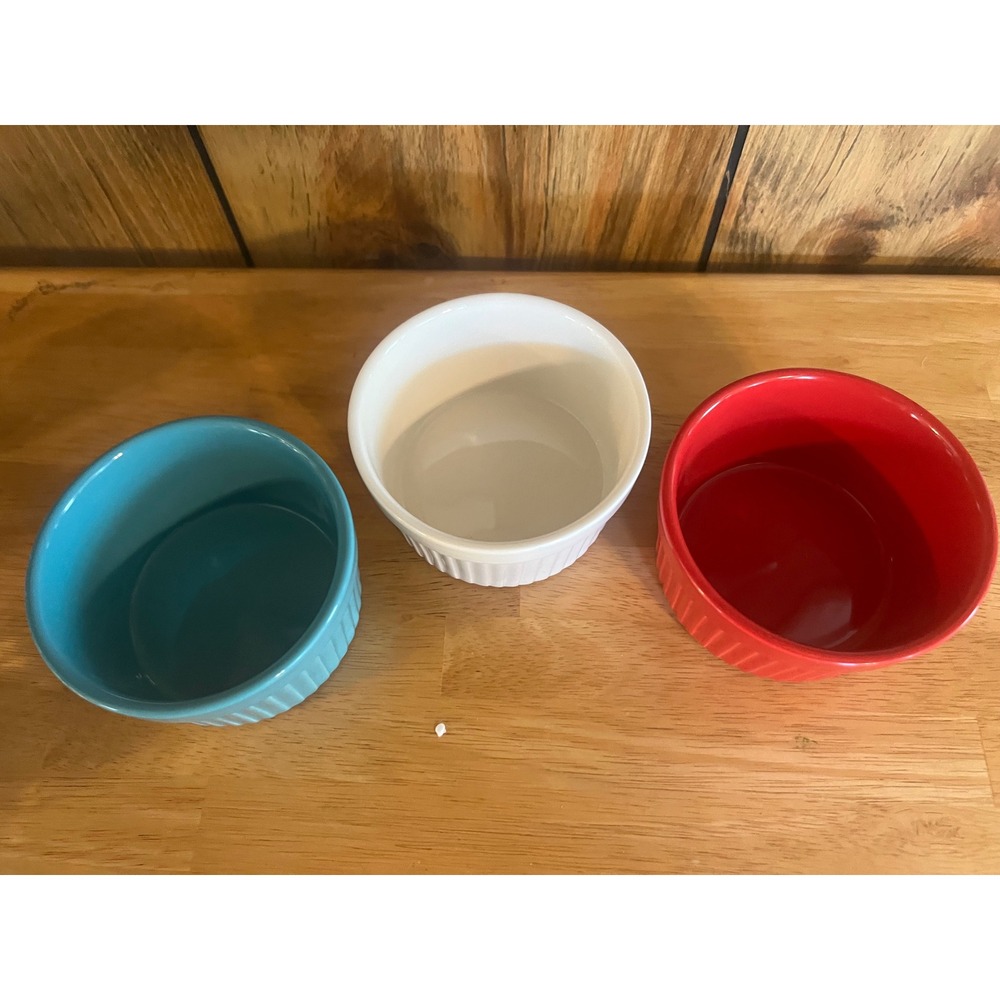 Pioneer Woman Ceramic Ramekins Set of 3 Fluted Stoneware Teal White Red 4 Inch - Picture 2 of 3